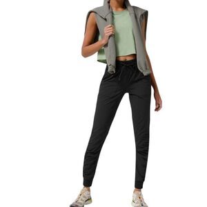 Lululemon Beyond the Studio Jogger *Black